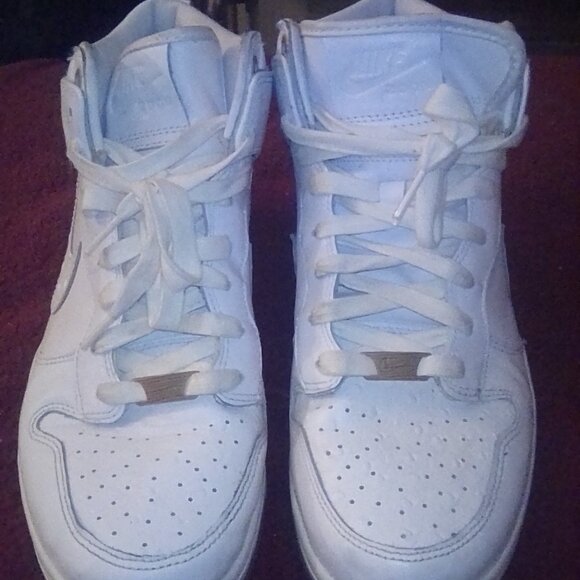 Nike Zoom White Hightops - Picture 2 of 7